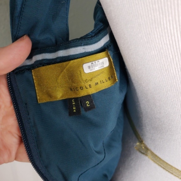 Nicole Miller Grecian One Shoulder Fitted Dress - Picture 7 of 7